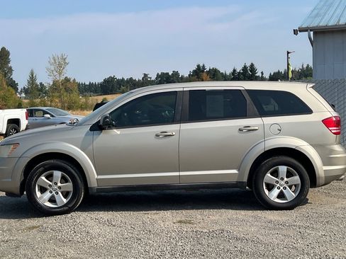 Used 2009 Dodge Journey SXT w/ Flexible Seating Group image 7