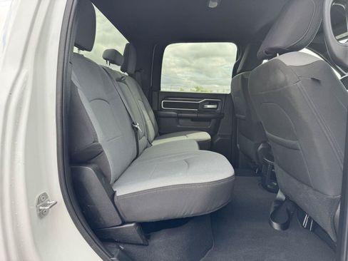 Used 2024 RAM 3500 Big Horn AWD/4WD image 36