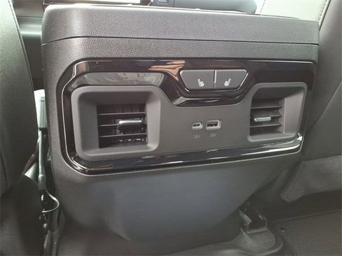 New 2026 GMC Sierra 2500 AT4 w/ AT4 Premium Plus Package image 22