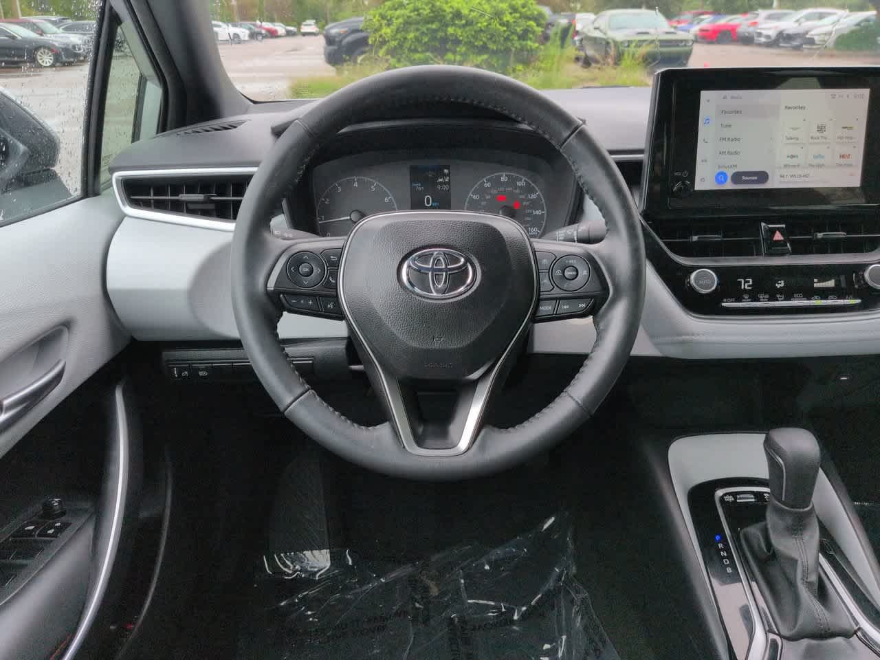 Certified 2024 Toyota Corolla SE FWD image 15
