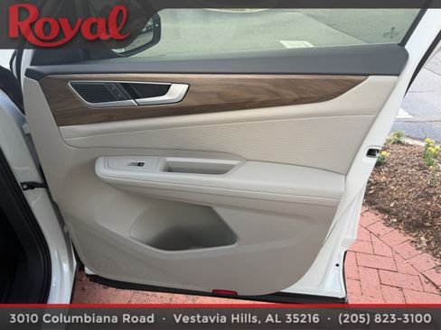 Certified 2026 Volkswagen Atlas SE w/ Panoramic Sunroof Package FWD image 8