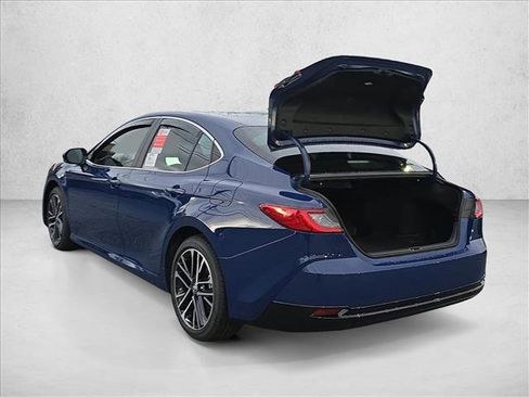 New 2026 Toyota Camry XLE image 10