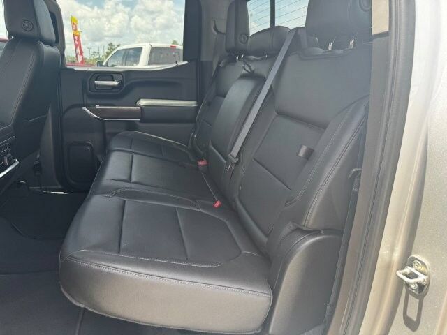Used 2021 GMC Sierra 1500 SLT w/ SLT Premium Plus Package AWD/4WD image 11