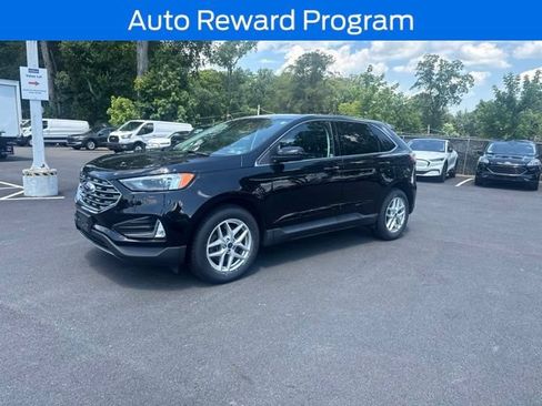 Certified 2022 Ford Edge SEL w/ Convenience Package AWD/4WD image 3
