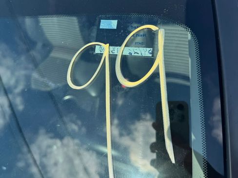 Used 2021 Toyota Camry SE image 27