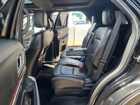 Used 2017 Ford Explorer Limited FWD image 14