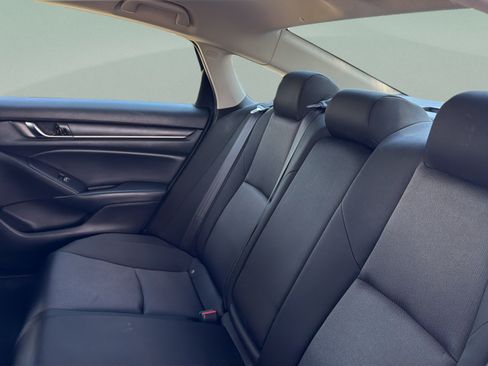Used 2018 Honda Accord LX image 24