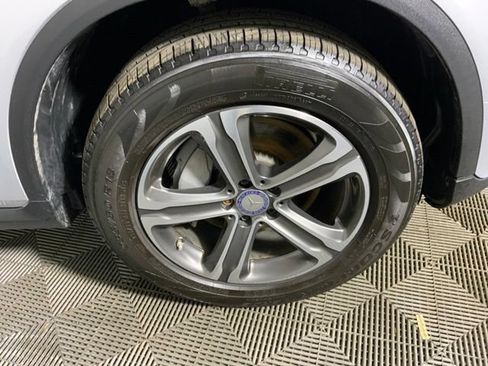 Used 2016 Mercedes-Benz GLC 300 4MATIC image 13