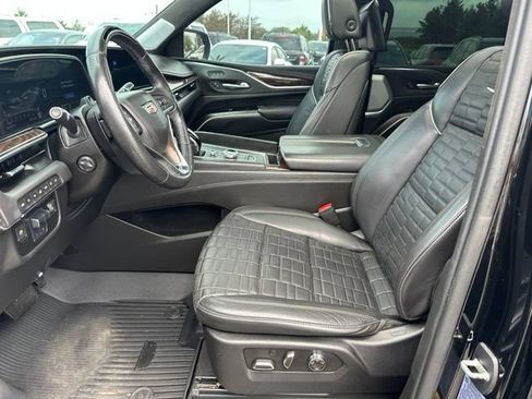 Used 2021 Cadillac Escalade ESV Sport Platinum AWD/4WD image 22