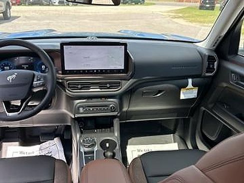 New 2025 Ford Bronco Sport Outer Banks w/ Sasquatch Outer Banks Package AWD/4WD image 29