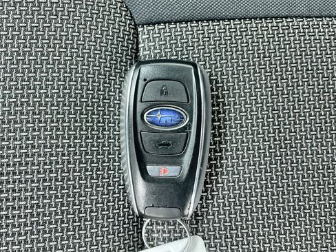 Used 2021 Subaru Crosstrek 2.0i Premium w/ Moonroof Package image 33