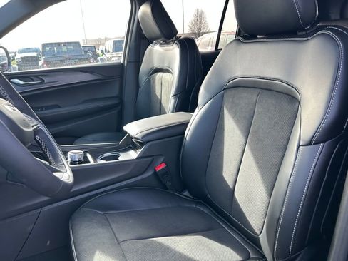 New 2025 Jeep Grand Cherokee Altitude image 20