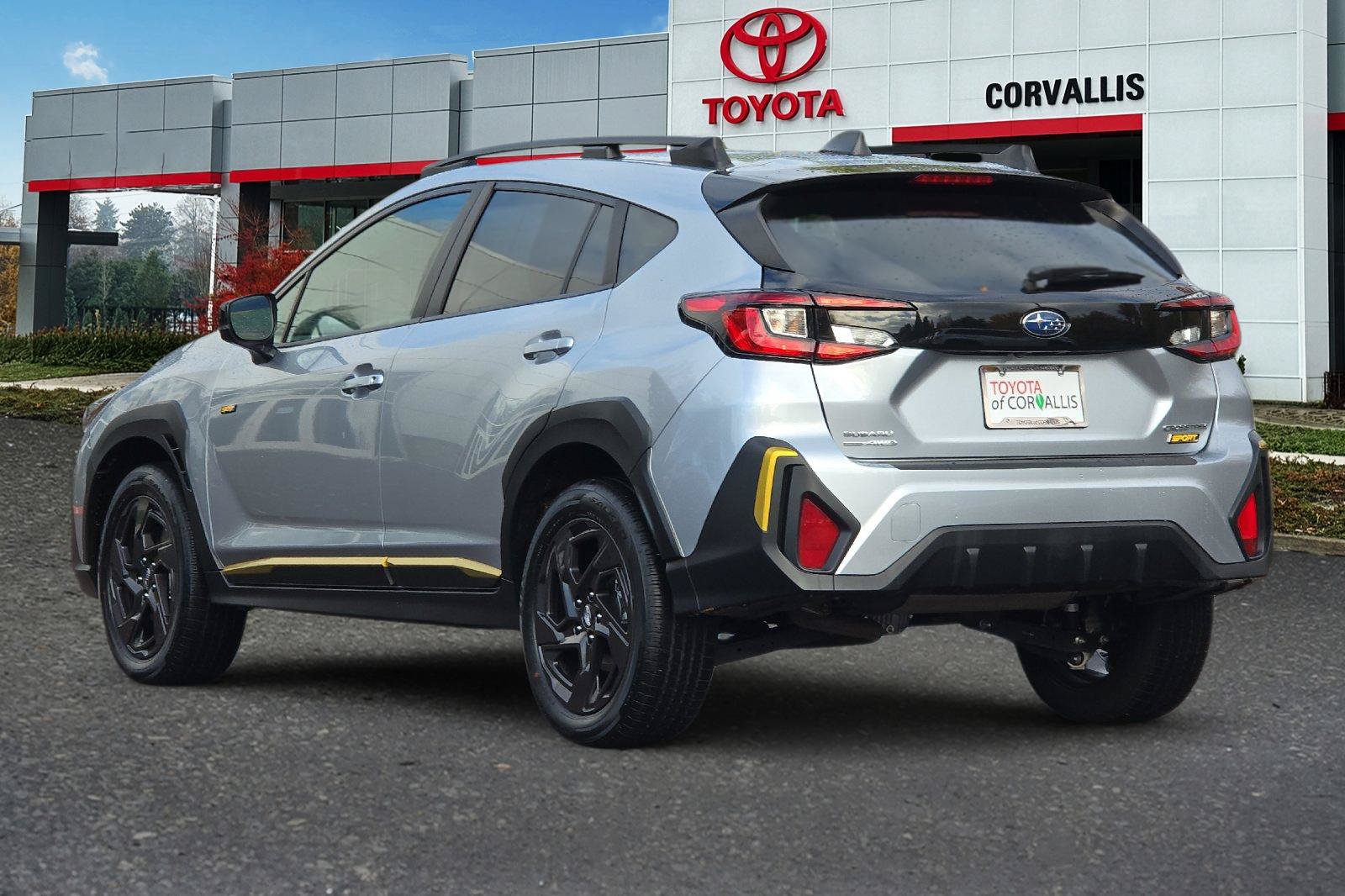 Used 2025 Subaru Crosstrek 2.5i Sport AWD/4WD image 6