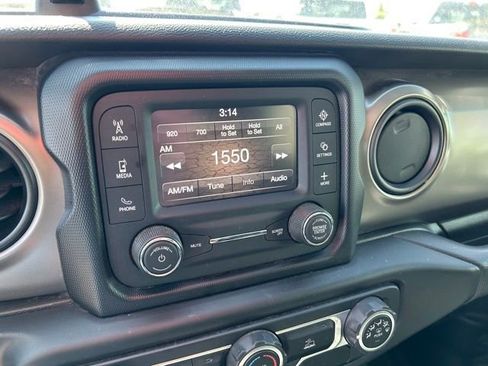 Used 2020 Jeep Gladiator Sport w/ Trailer Tow Package AWD/4WD image 27