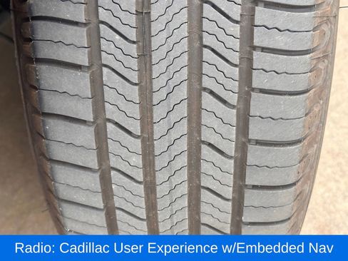 Used 2023 Cadillac XT5 Premium Luxury image 3