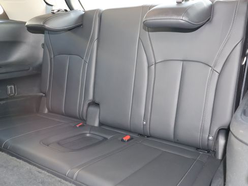 Certified 2025 INFINITI QX60 Pure FWD image 17