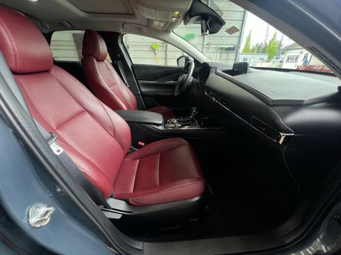 Used 2024 MAZDA CX-30 AWD 2.5 S w/ Preferred Package image 16