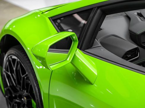 Used 2024 Lamborghini Huracan EVO AWD/4WD image 34