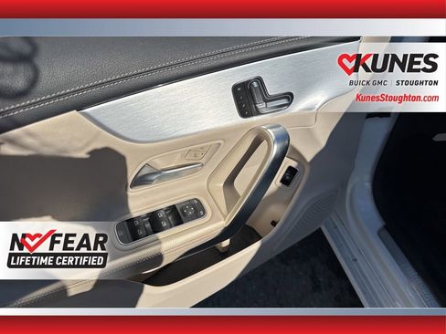 Used 2020 Mercedes-Benz CLA 250 image 18