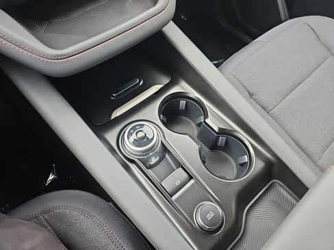 New 2025 Ford Explorer Active image 26