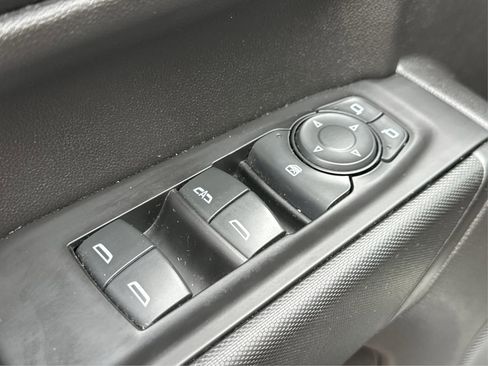 Used 2021 Chevrolet Silverado 1500 LT w/ Bed Protection Package image 33