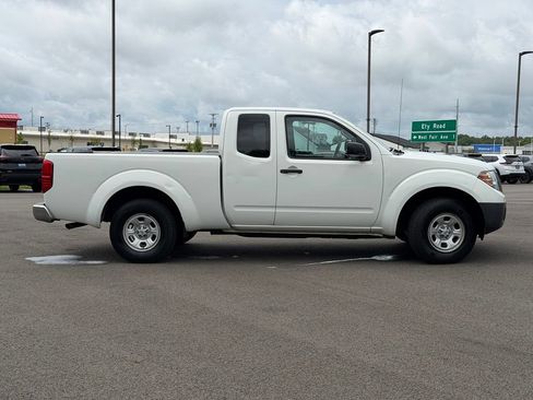 Used 2016 Nissan Frontier S RWD image 6