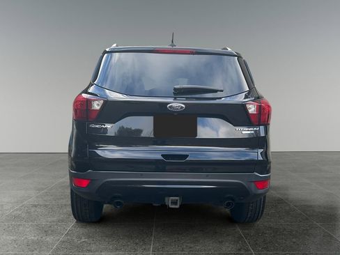 Used 2019 Ford Escape Titanium image 6