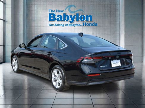 Used 2023 Honda Accord LX image 3