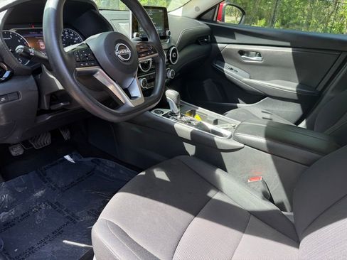 Used 2024 Nissan Sentra SV FWD image 20
