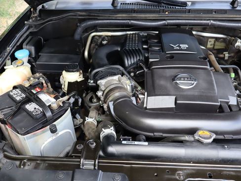 Used 2014 Nissan Frontier SV AWD/4WD image 34