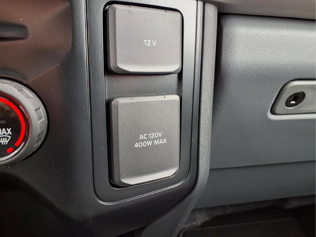 New 2027 Ford F250 XLT w/ XLT Premium Package AWD/4WD image 7