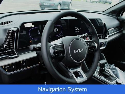 Used 2025 Kia Sportage X-Line AWD/4WD image 2