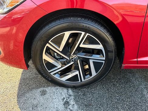 Certified 2023 Volkswagen Jetta SEL image 8