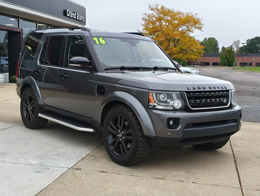Used 2016 Land Rover LR4 HSE LUX AWD/4WD image 3