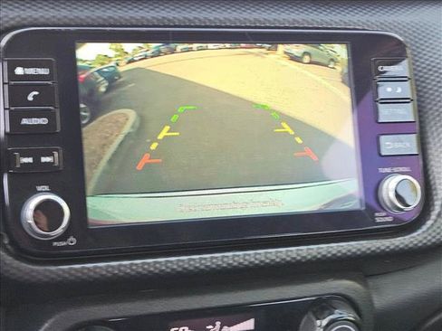 Used 2021 Nissan Kicks SV FWD image 16