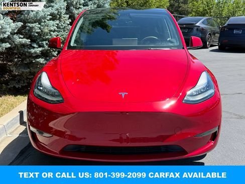 Used 2022 Tesla Model Y Long Range AWD/4WD image 2