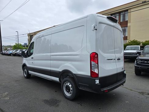New 2026 Ford Transit 250 148 Medium Roof RWD image 7