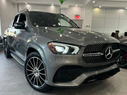 Used 2023 Mercedes-Benz GLE 450 4MATIC image 2