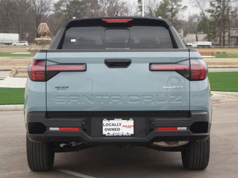 Used 2023 Hyundai Santa Cruz SEL Premium image 3