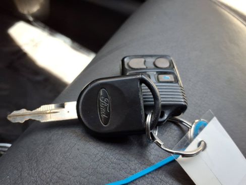 Used 2008 Ford Mustang GT RWD image 32