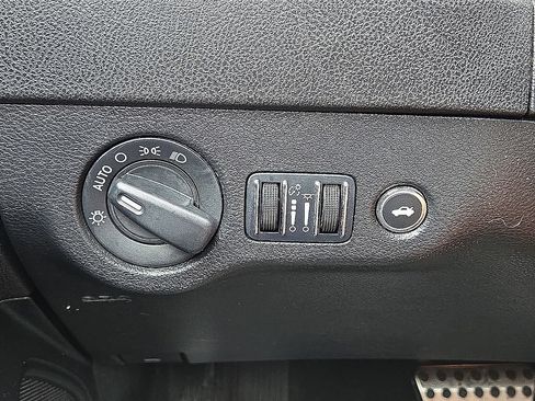 Used 2023 Dodge Charger R/T RWD image 23