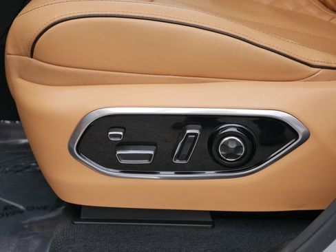 Used 2024 Jeep Grand Cherokee Summit image 14