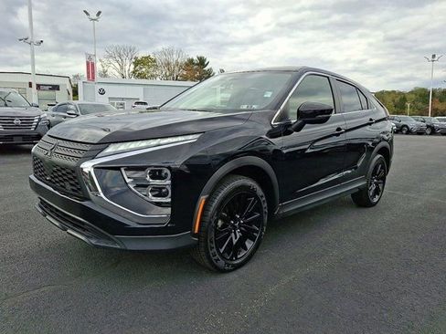 Used 2024 Mitsubishi Eclipse Cross LE AWD/4WD image 3
