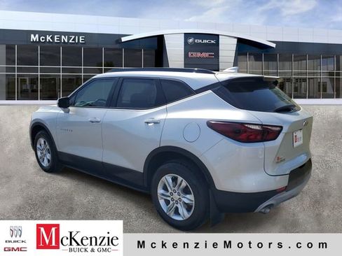 Used 2021 Chevrolet Blazer LT image 3
