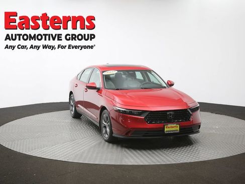 Used 2023 Honda Accord EX image 50