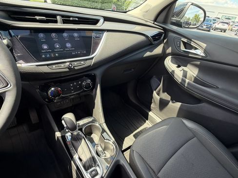 Certified 2023 Buick Encore GX Preferred FWD image 35