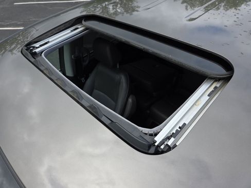 Certified 2022 Honda Odyssey EX-L image 4
