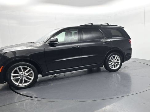 Used 2024 Dodge Durango GT RWD image 4