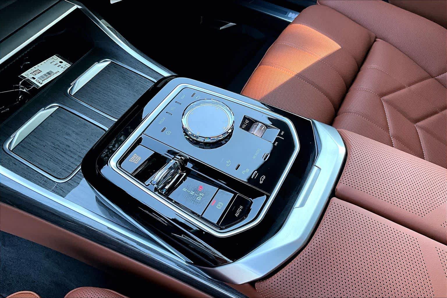 New 2026 BMW 740i RWD image 7