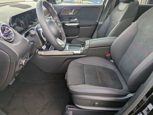 Used 2026 Mercedes-Benz GLB 250 image 19